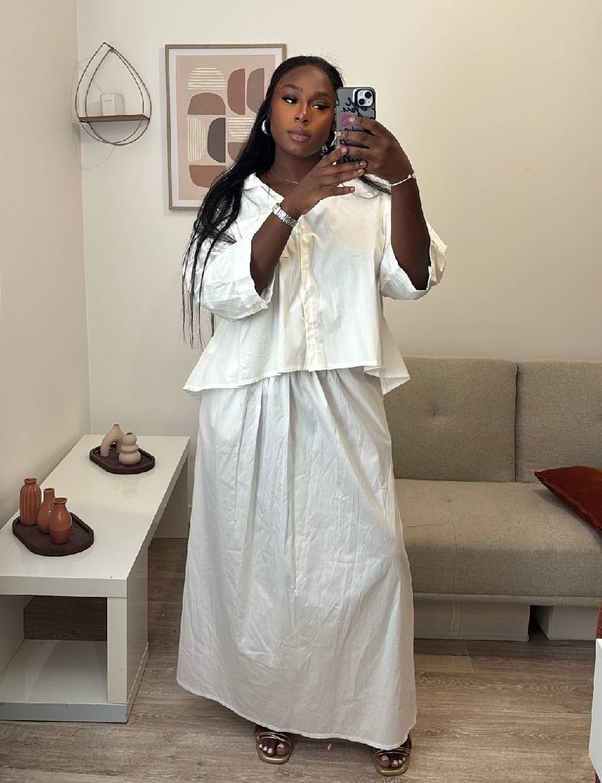 Ensemble chemise et jupe