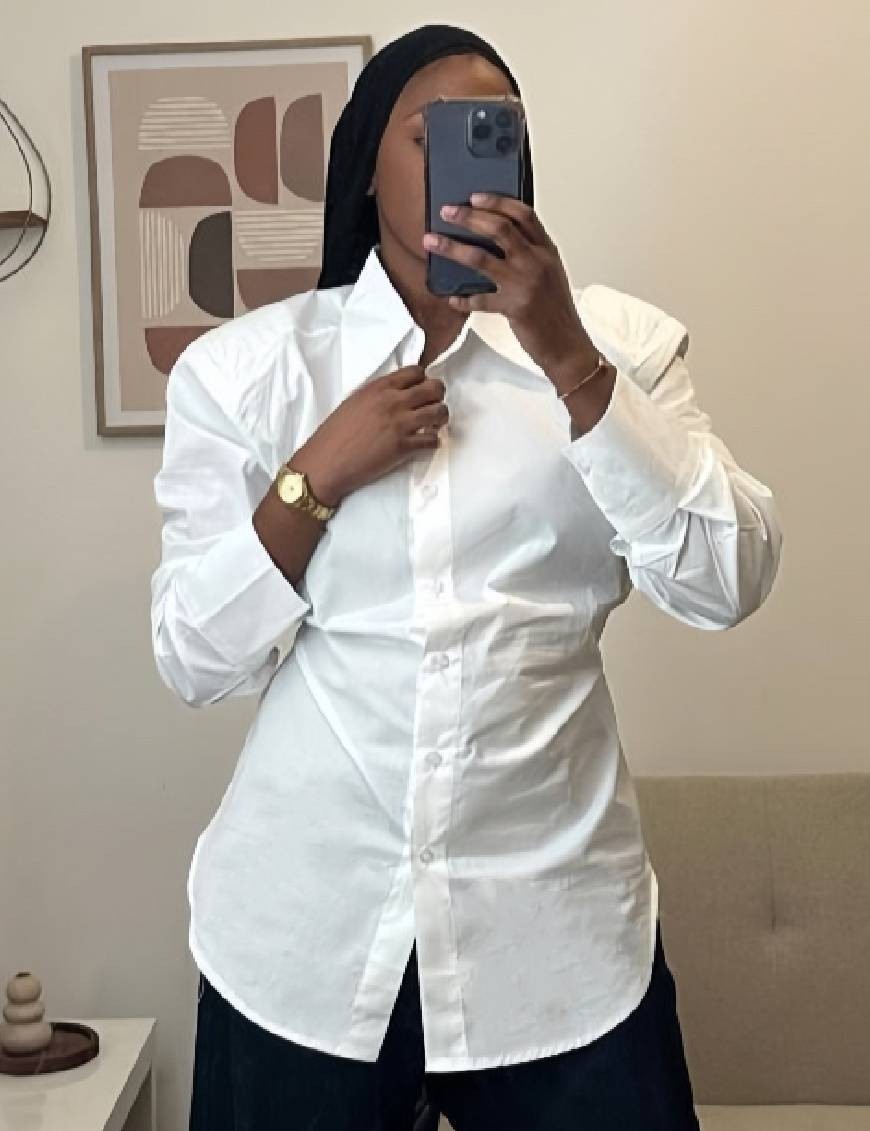 Chemise cintré à épaulette