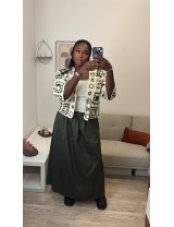 Ensemble gilet en maille et jupe