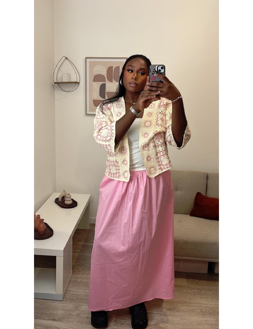 Gilet en maille et jupe