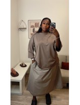 Ensemble t-shirt manches longues et jupe