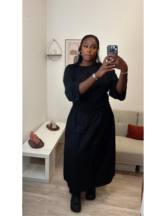 Ensemble t-shirt manches longues et jupe