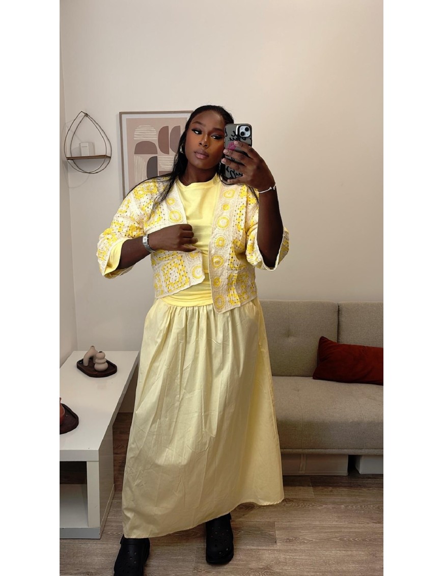 Ensemble t-shirt manches longues et jupe