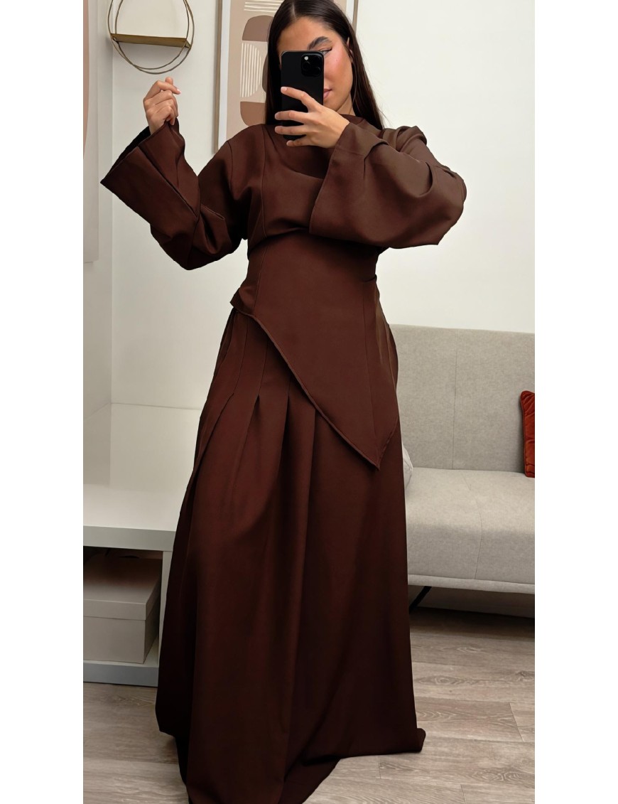 Ensemble blouse et  longue jupe